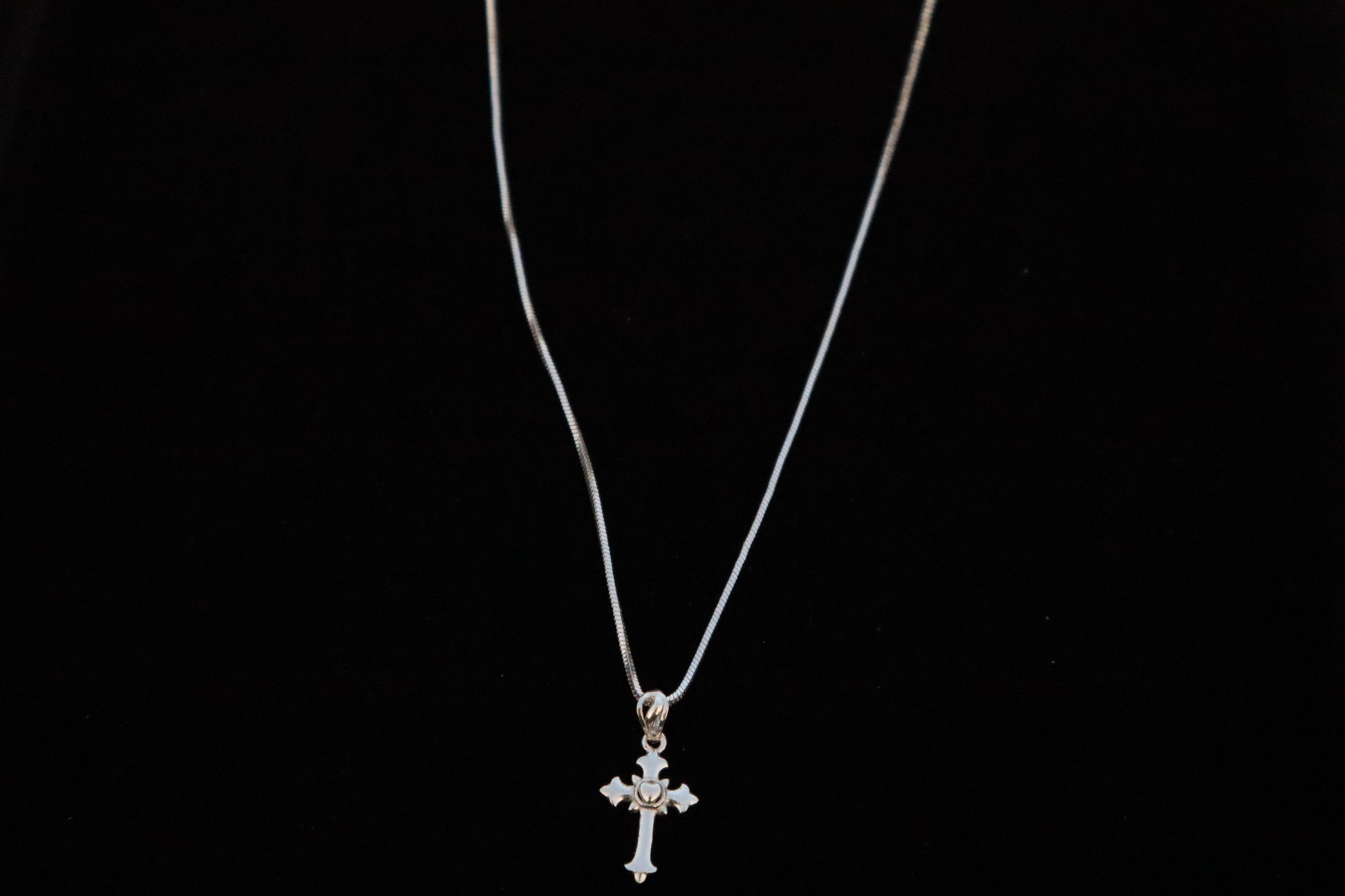 Holy Cross Pendant with chain
