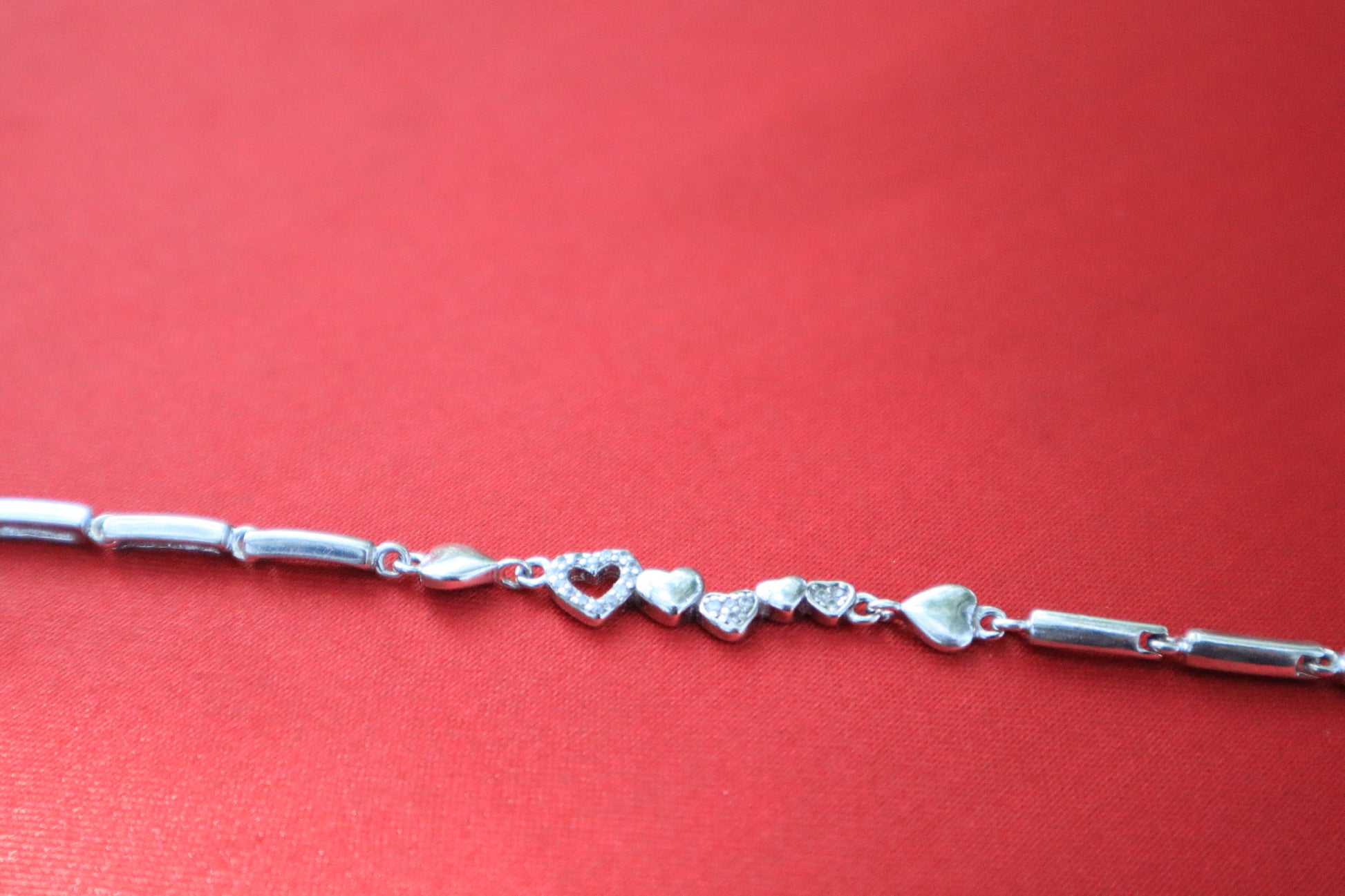Elegant Silver Heart Bracelet - Zubee Silver