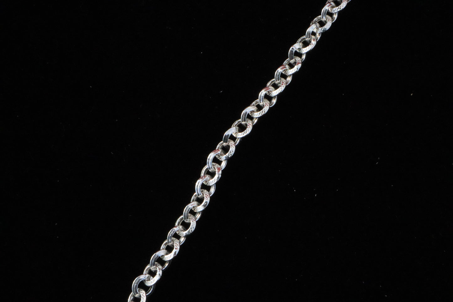 Cluster of Circle  Pattern Silver Bracelet