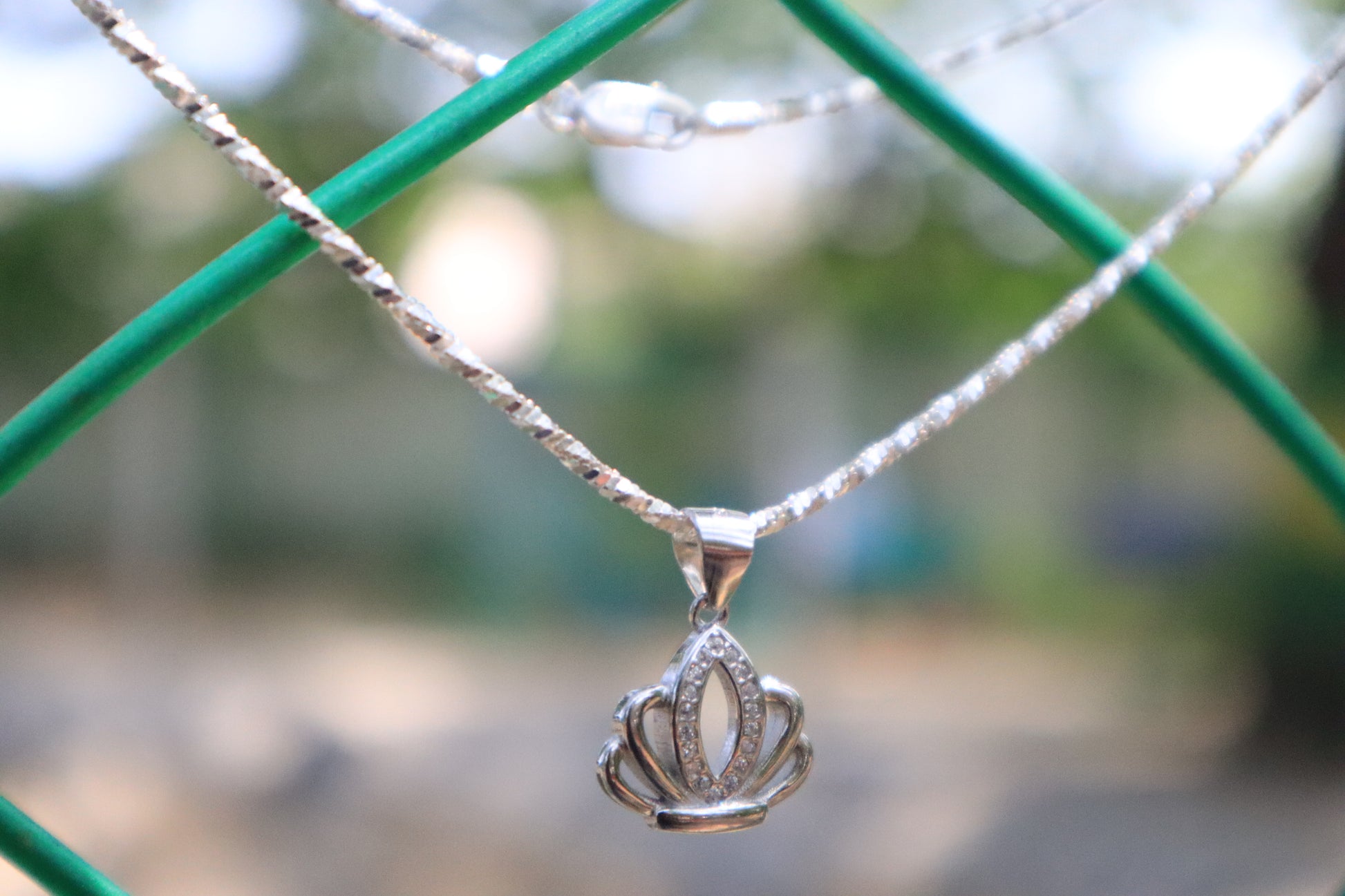 Sterling Silver Crown Pendant Chain - Zubee Silver