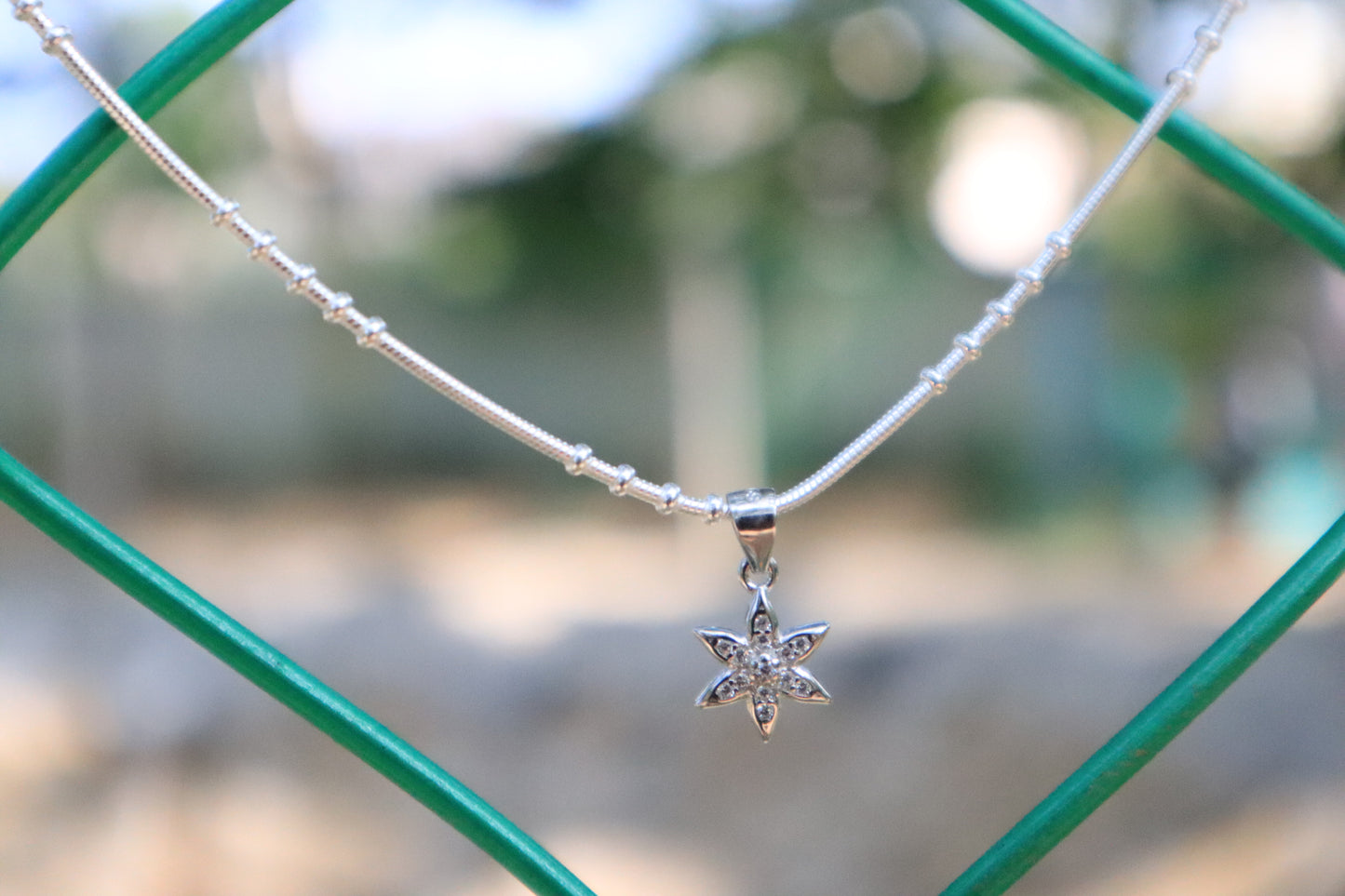 Flower Pendant with Ring Rope Chain