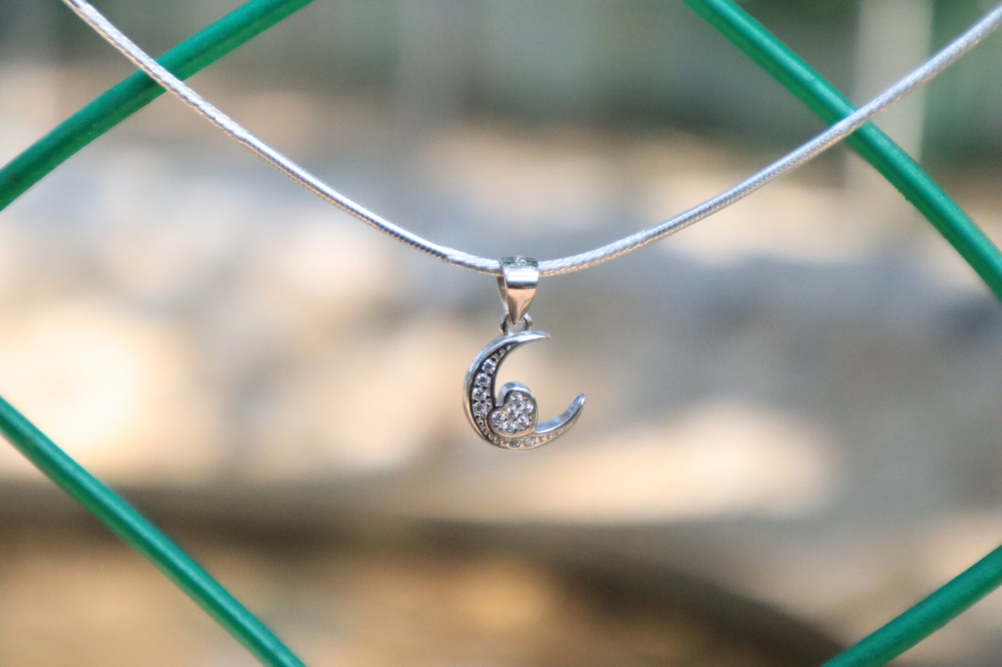 925 Silver Cresent Moon Stone Pendant Chain