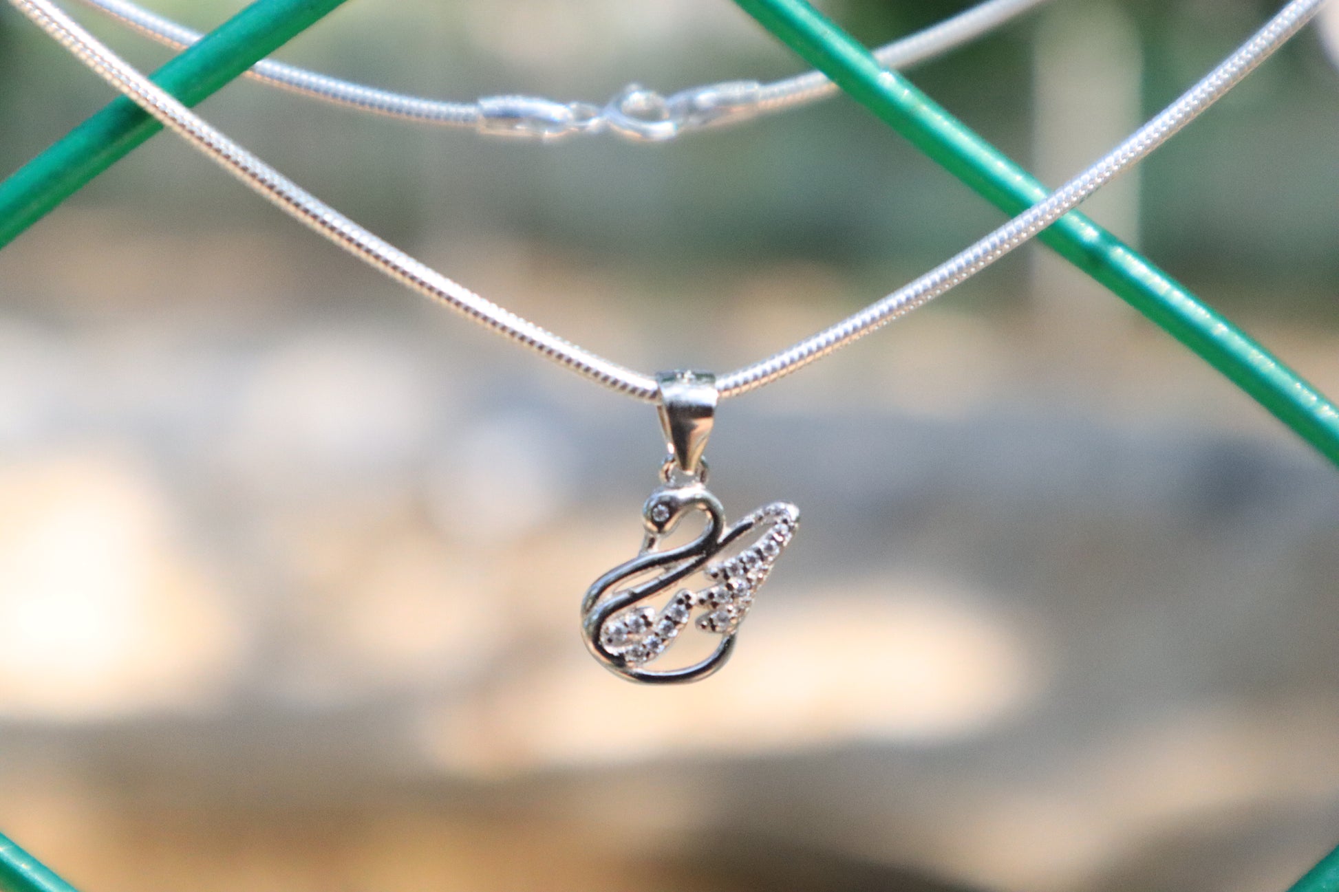 925 Sterling Silver Swan Pendant Chain - Zubee Silver