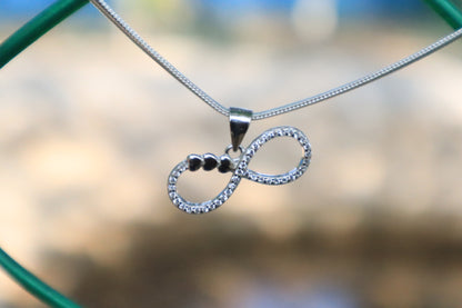 925 Sterling Silver Hearts Infinity Pendant Chain