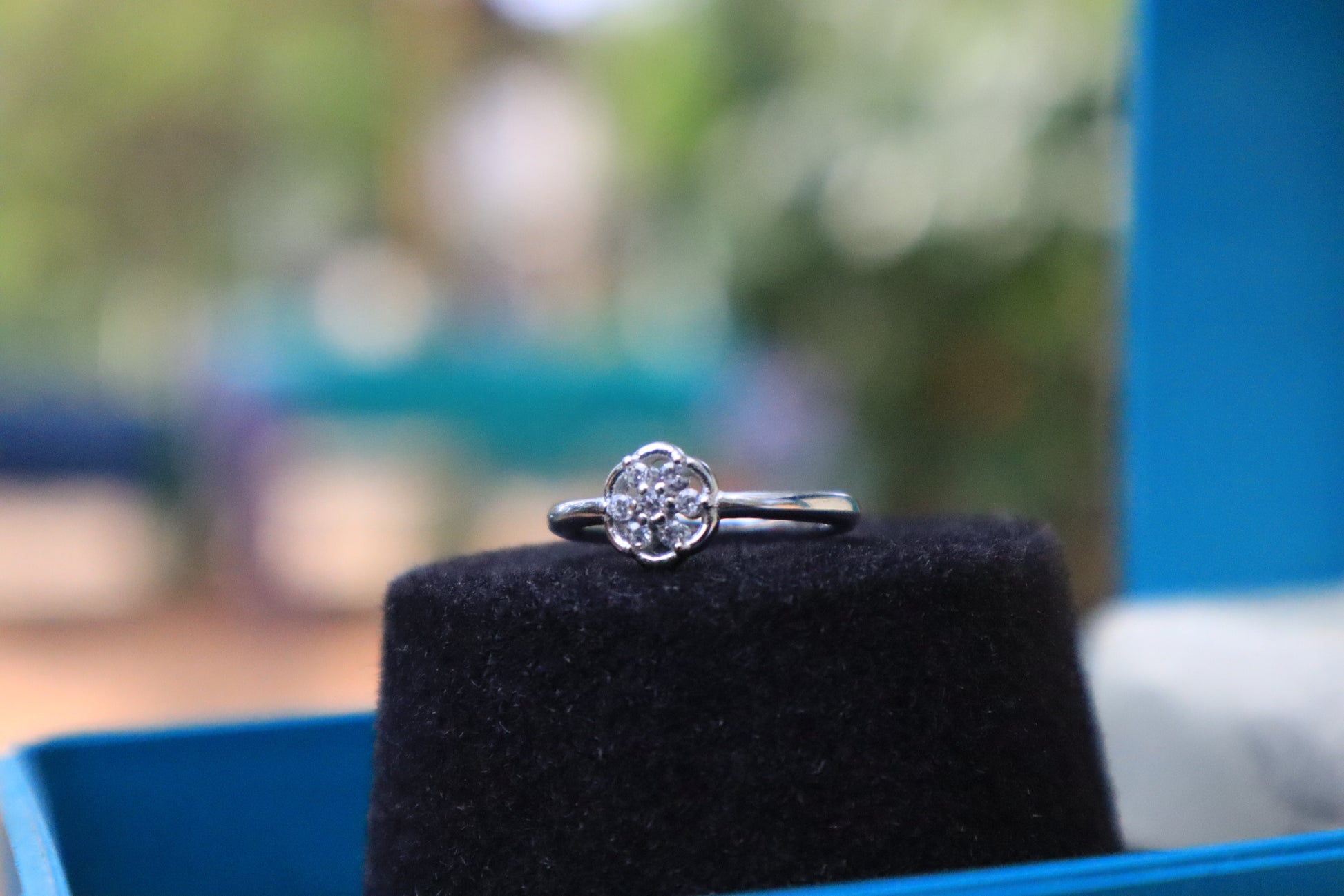 Bounded 7 Stone Silver Ring