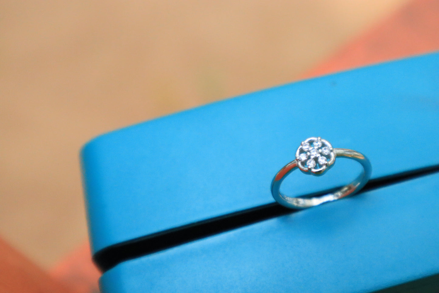 925 Silver  Stone Bounded Ring