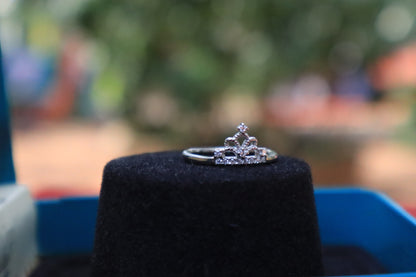 Sterling Silver Regal Crown Ring - Zubee Silver