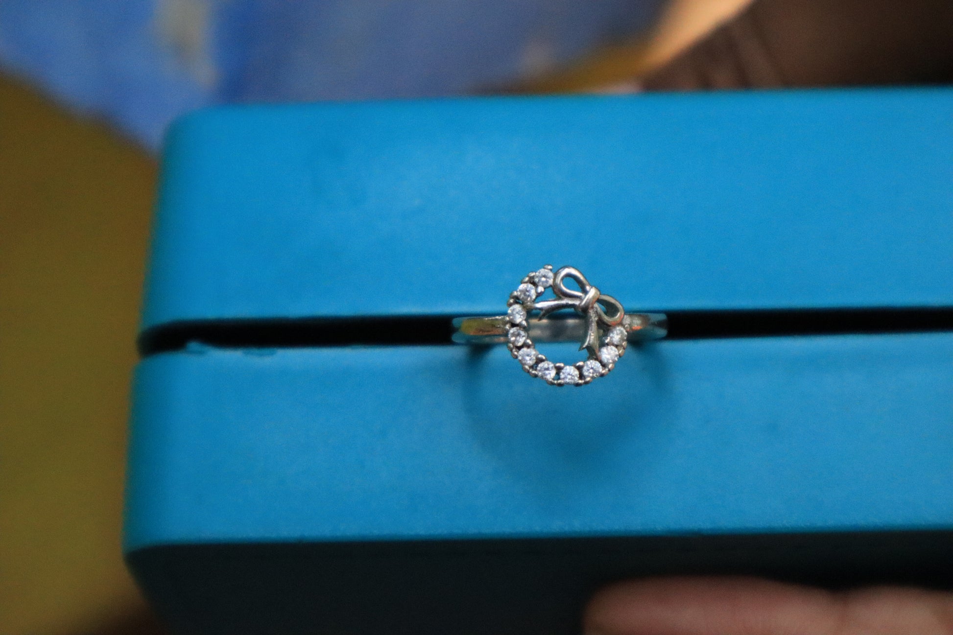 925 Silver Ribbon Stones Ring