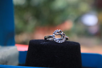 Sterling Silver Ribbon Design Ring - Zubee Silver