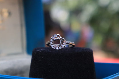 925 Sterling Silver Ribbon Design Stones Ring - Zubee Silver