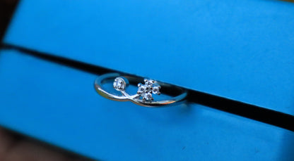 925 Silver V 5 Stone Ring - Zubee Silver