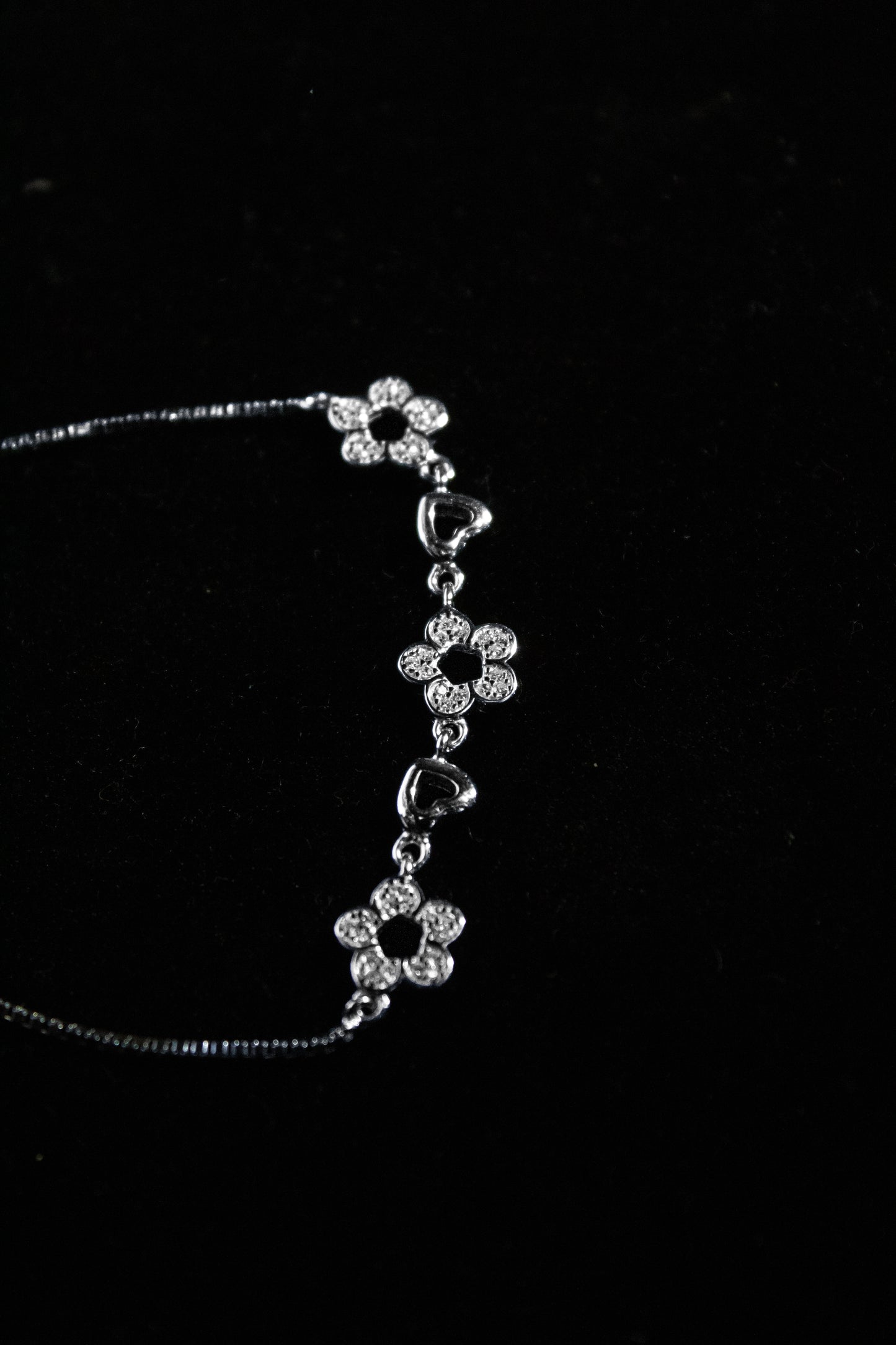 Silver Flower with Tiny Hearts Adjustable Bracelet - Zubee Silver