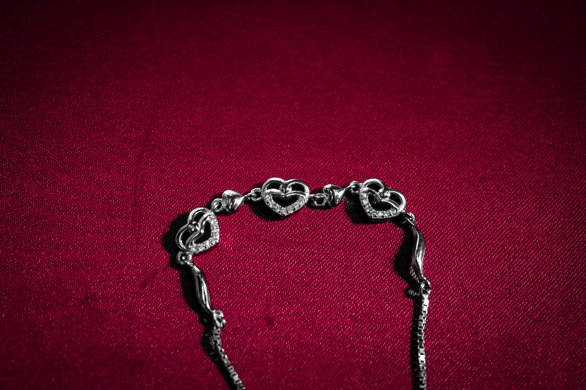 925 Silver Smiley Hearts Bracelet - Zubee Silver